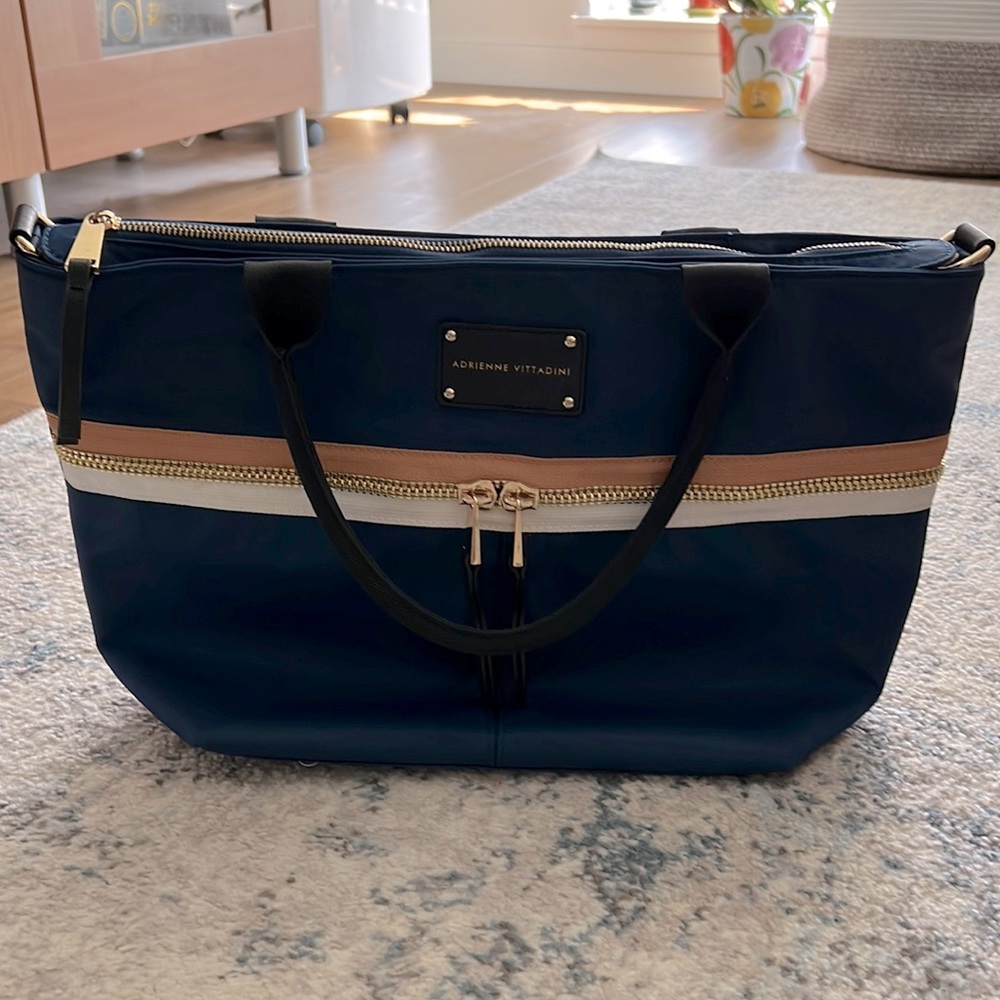 Adrienne Vittadini Tote